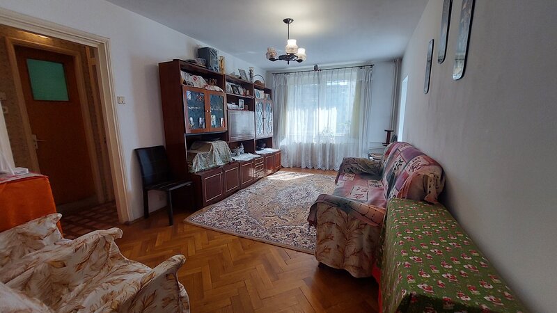 Bd. Chisinau, Apartament 4 camere, et. 5/8, bloc 1984, reabilitat 2026.